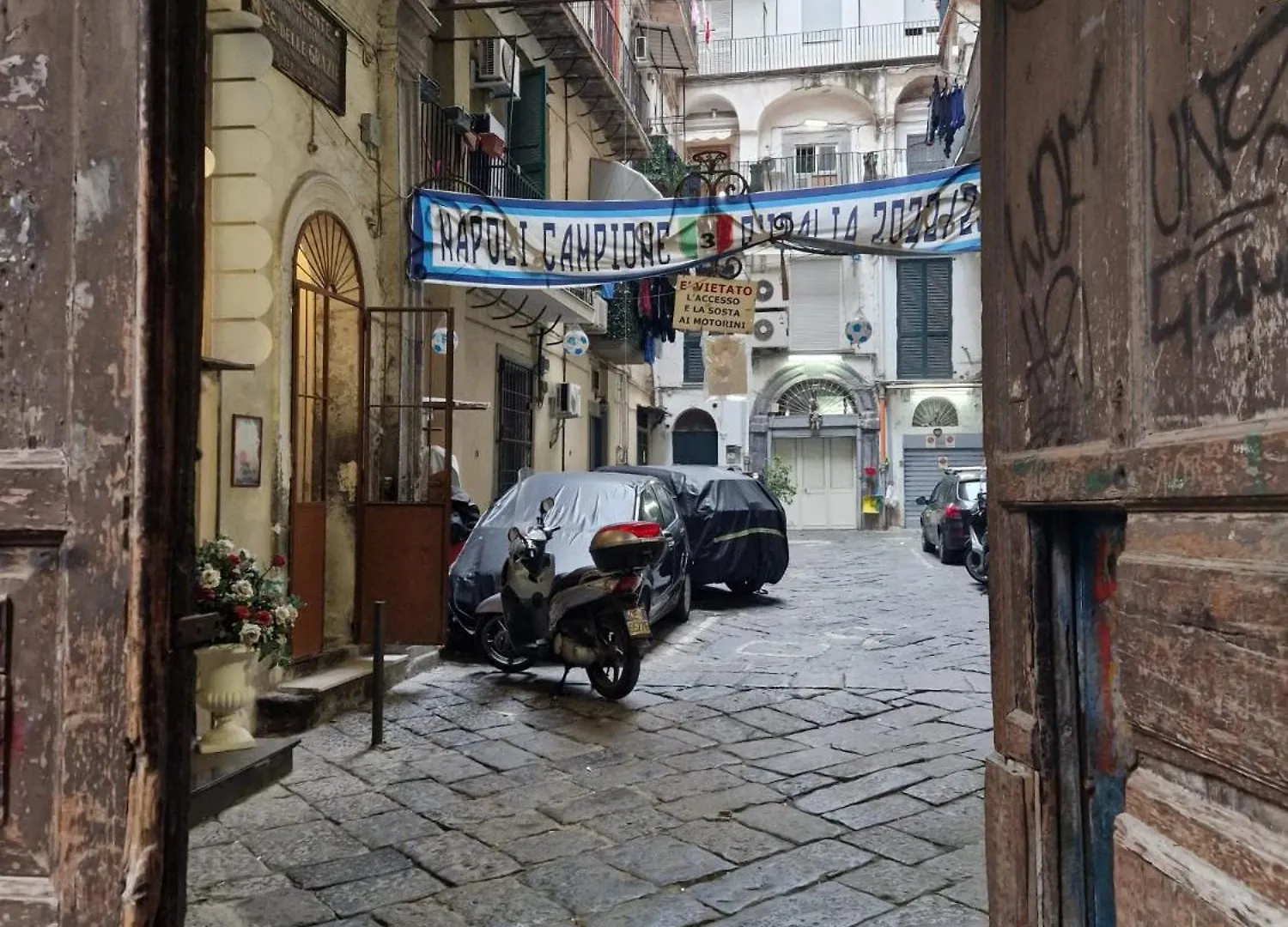 Apartamento Vivaldo Suite Spaccanapoli